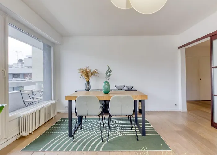 Grand Appartement Spacieux - Proche Paris