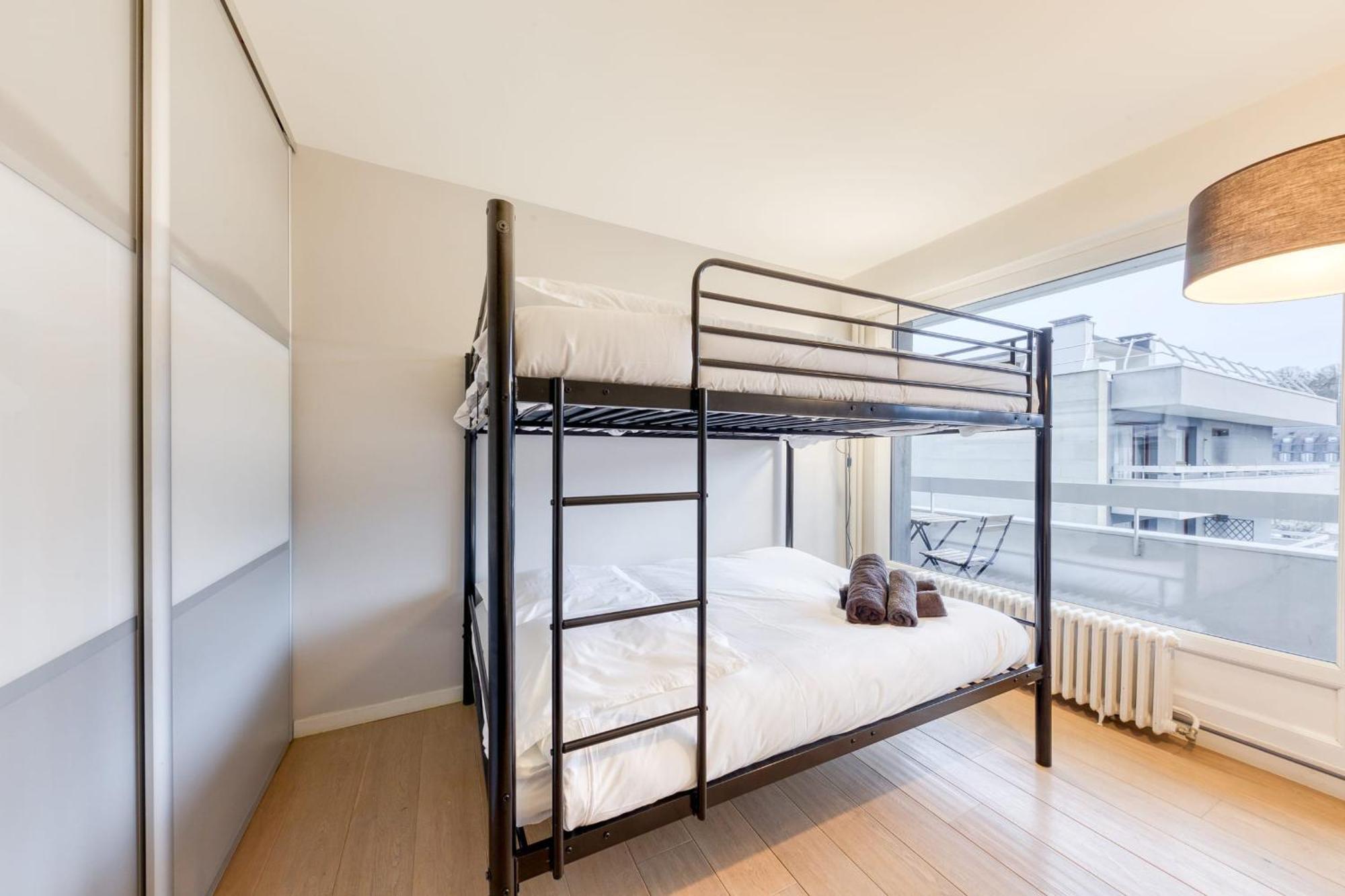 Grand Spacieux - Proche Paris Appartement