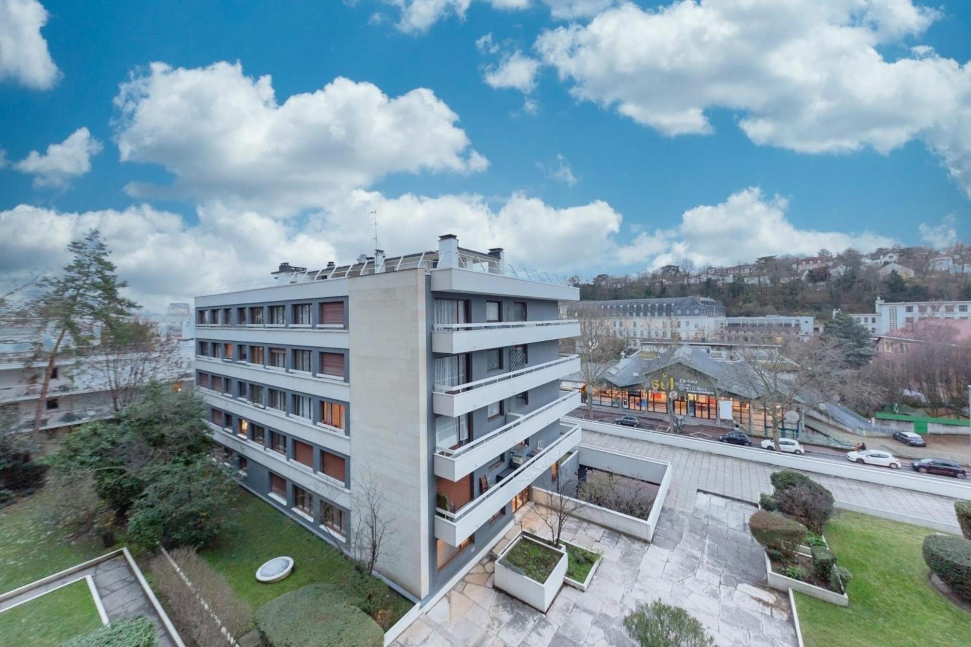 Grand Spacieux - Proche Paris Apartment *